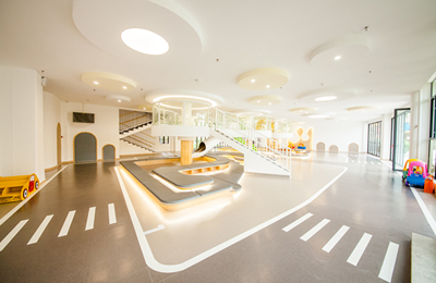 托育中心的那些“洞”是干什么的？