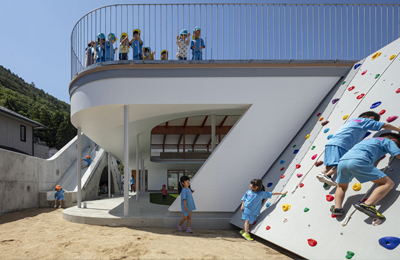 通过户外游戏环境发展幼儿认知